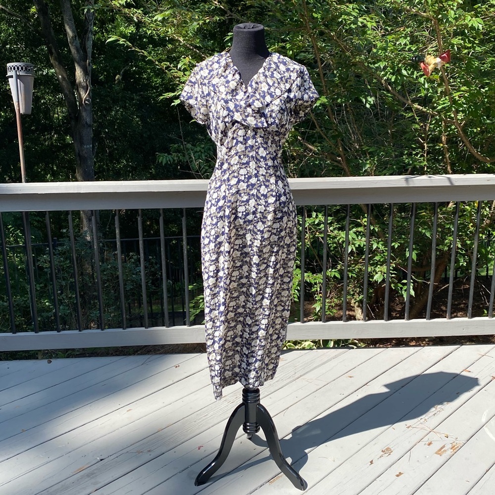 Vintage 90s does 30s Cottagecore Floral Ruffle Tea MIDI Empire Waist Dress